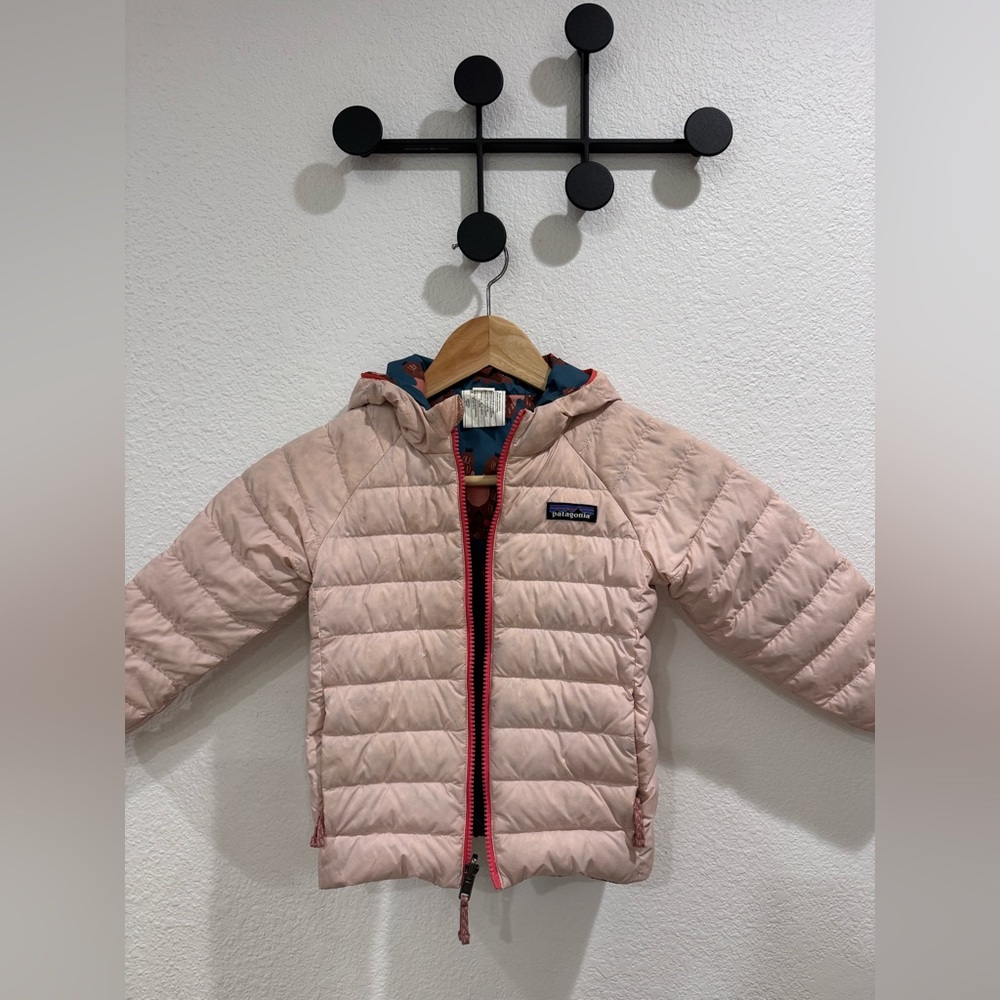 Patagonia Reversible Down Hoody (4T) - Picture 2 of 5